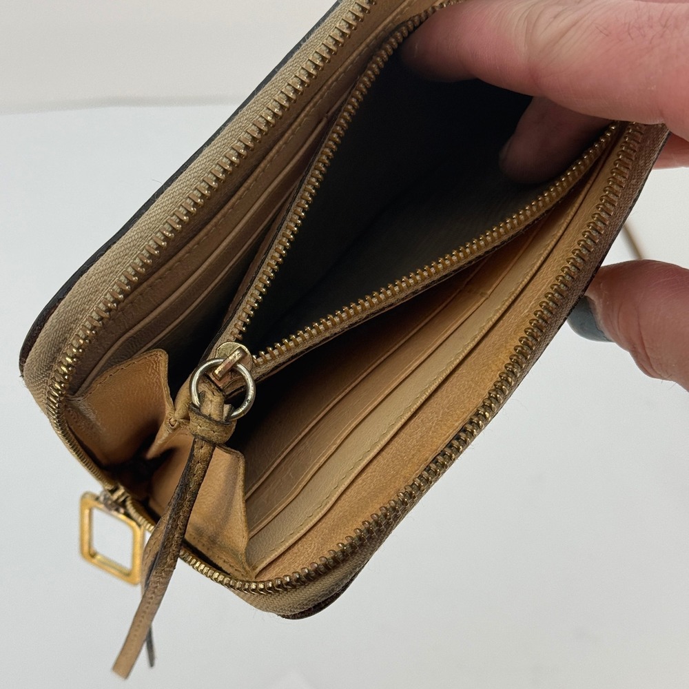 Chloe Tan Leather Zip Around Long Wallet Gold Hardware Vintage Patina Italy - Picture 15 of 15